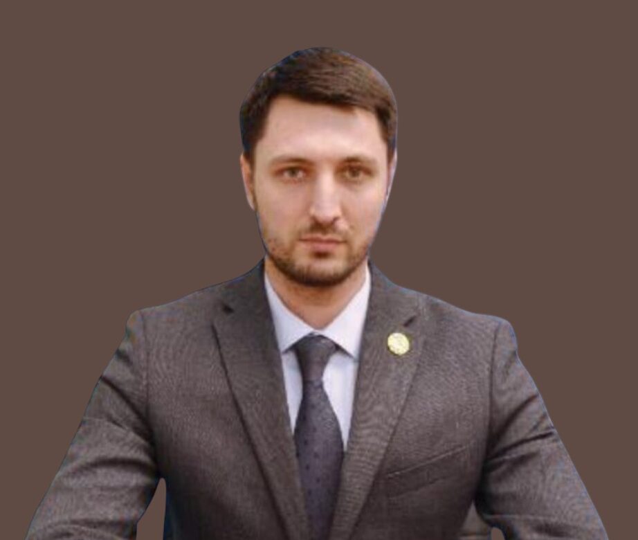 Дени Ахмаров